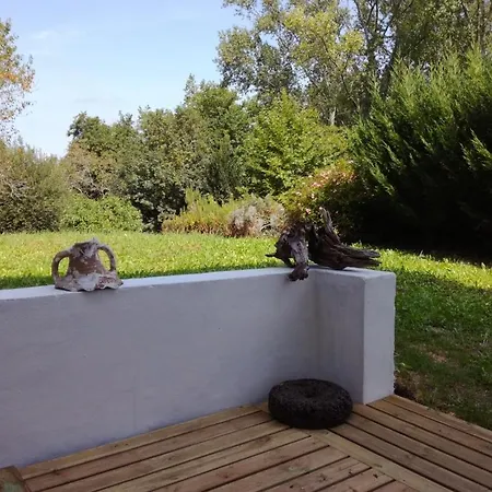 Frühstückspension Galerie D'art D'une Ancienne Mairie De 1783 Espelette