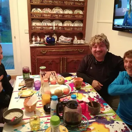 Galerie D'art D'une Ancienne Mairie De 1783 *