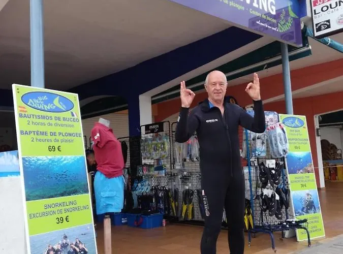 Bed & Breakfast Galerie D'art D'une Ancienne Mairie De 1783